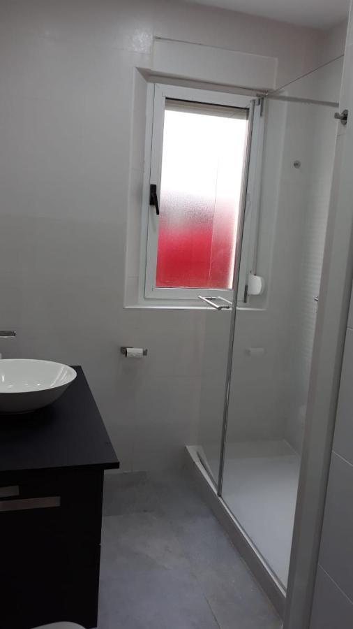Apartamento Amplio Piso Exterior En El Centro De *